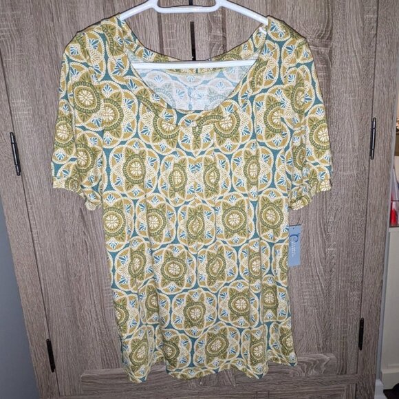 *3 FOR $9* NEW Classic Elements Short Sleeve Twist Neck Print tee Shirt Top NWT - Picture 1 of 1